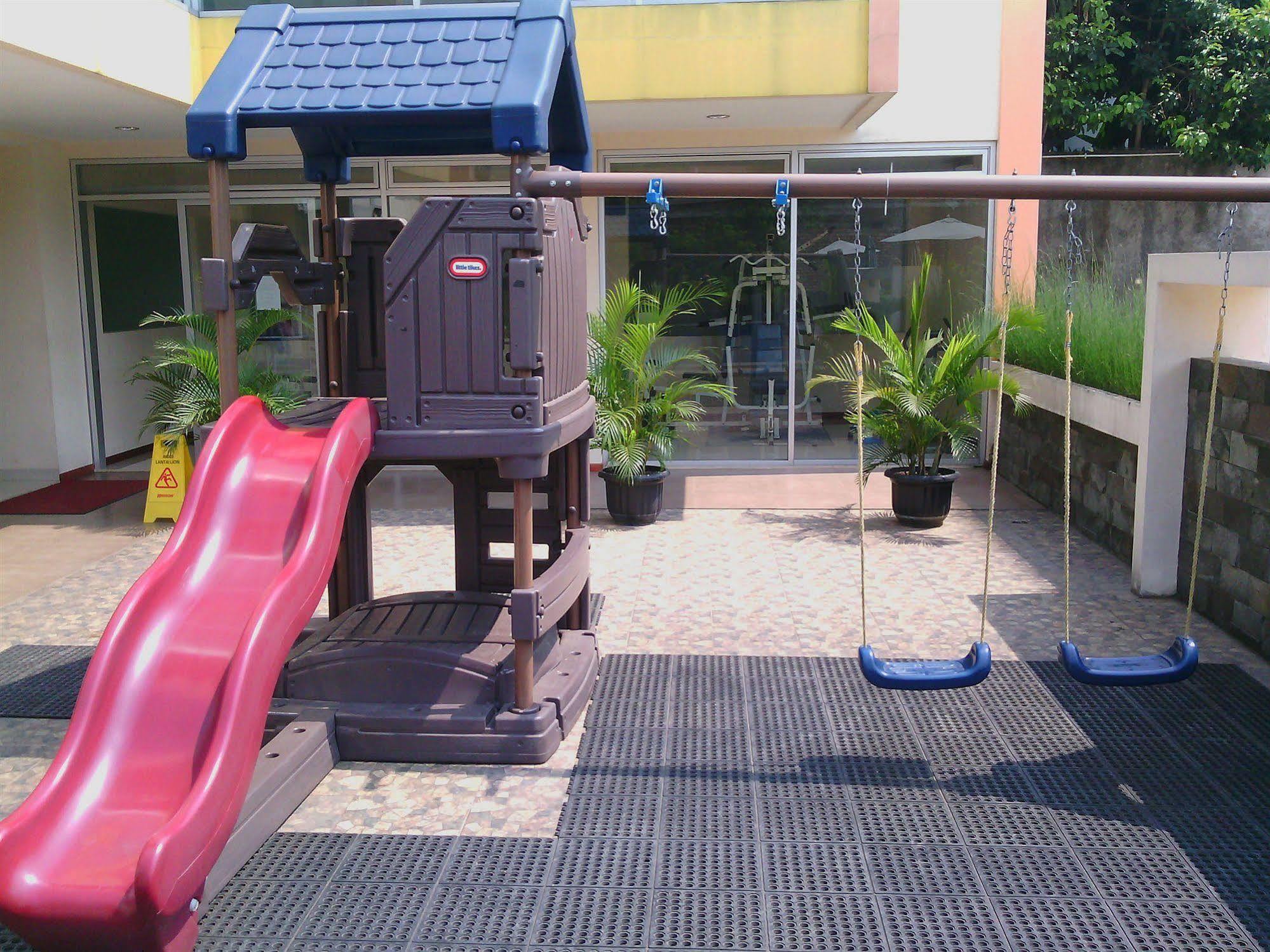 Collection O 295 Grha Ciumbuleuit Guest House Μπαντούνγκ Εξωτερικό φωτογραφία