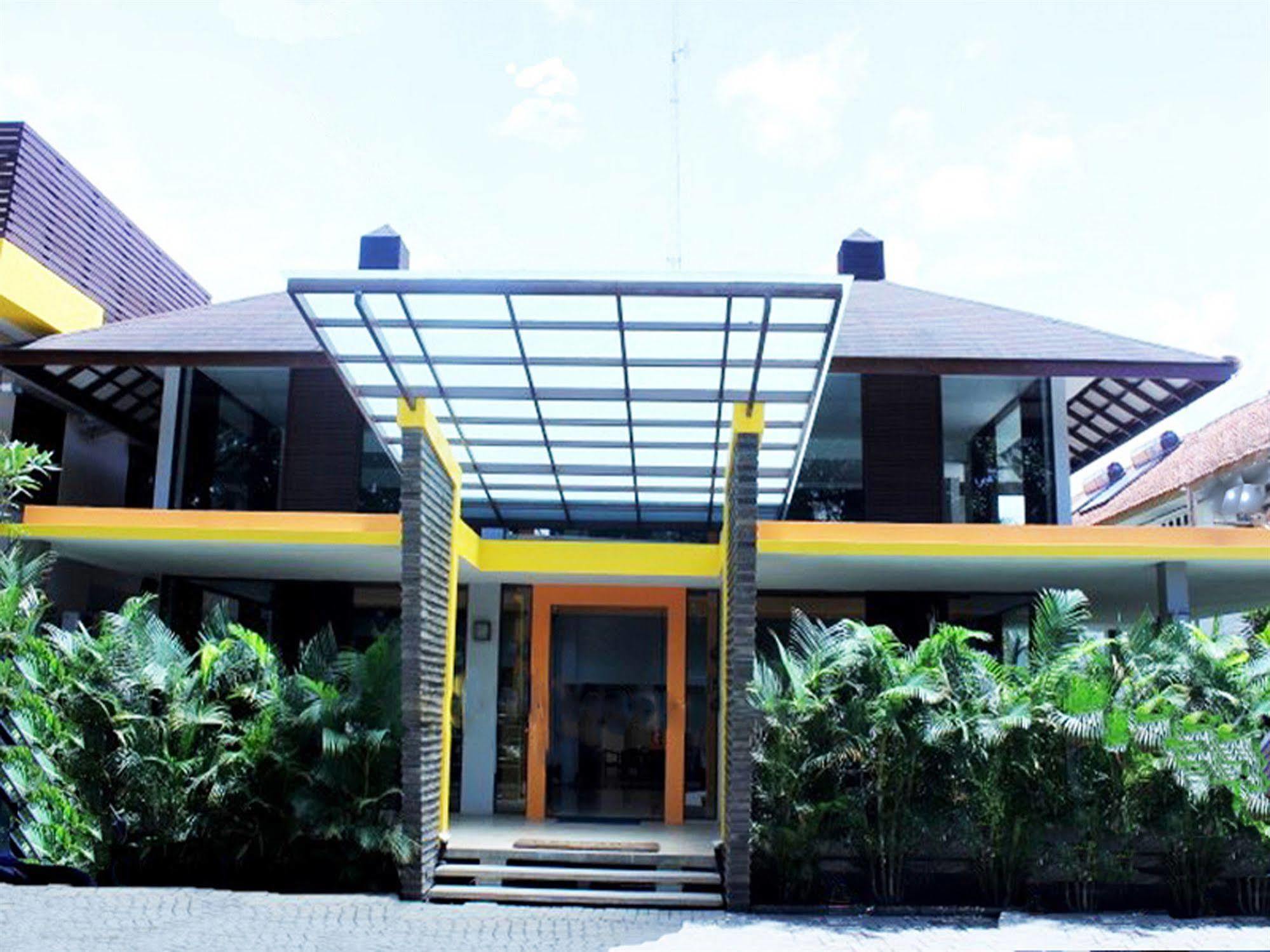 Collection O 295 Grha Ciumbuleuit Guest House Μπαντούνγκ Εξωτερικό φωτογραφία