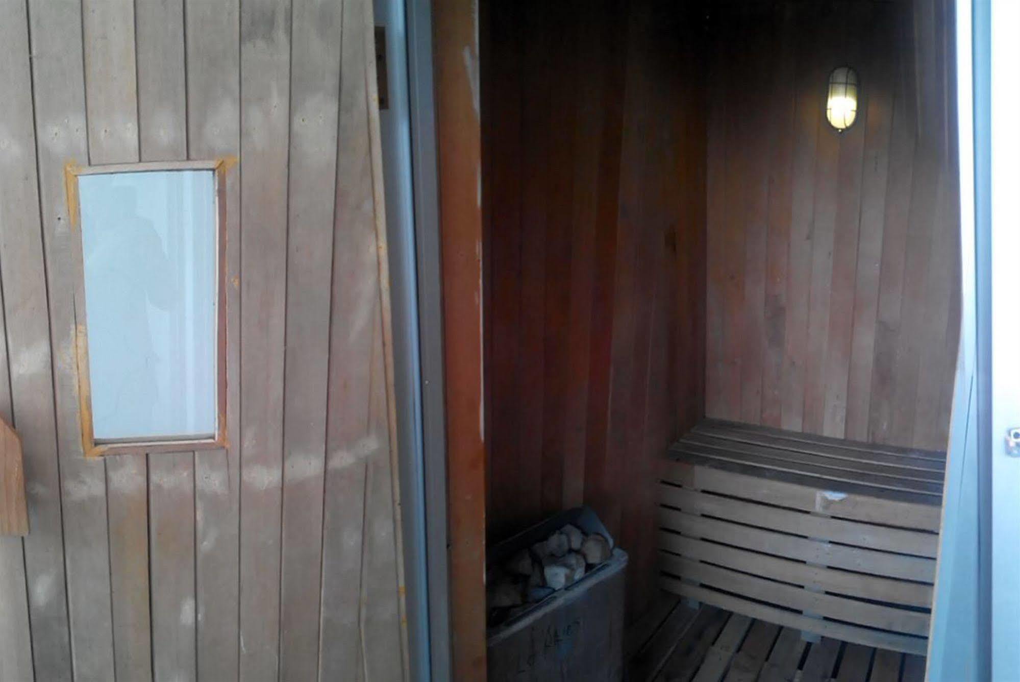 Collection O 295 Grha Ciumbuleuit Guest House Μπαντούνγκ Εξωτερικό φωτογραφία